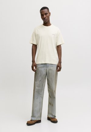 Jack & Jones, JORMONTAUK BACK GRAPHIC TEE 3 PACK - Trükipildiga T-särk - seagrass/odyssey grey