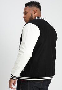 Urban Classics OLDSCHOOL COLLEGE JACKET  - Poletna jakna - black/white