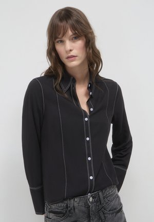 Calliope IMPUNTURE A CONTRASTO - Button-down blouse - ultrablack