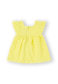 Vestido amarillo con mangas acampanadas, hecho de una tela texturizada con cortes circulares. Cierre de cremallera en la parte posterior y diseño de falda completa.