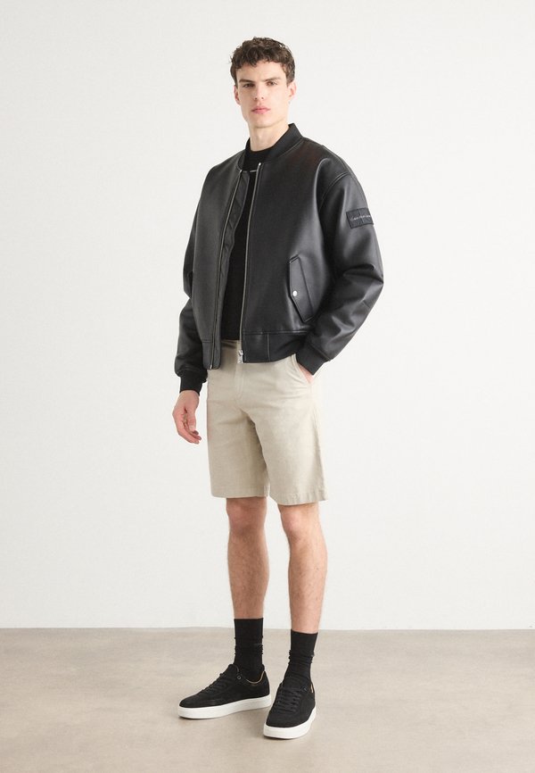 MODERN STRAIGHT - Shorts - silver lining3