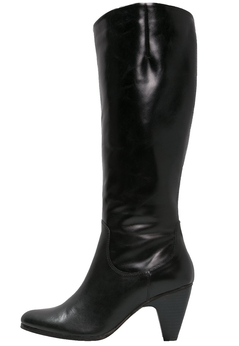 Bottes noires montantes en cuir lisse avec un bout pointu et un talon empilé. Présente une silhouette élégante et des accents de design minimalistes.