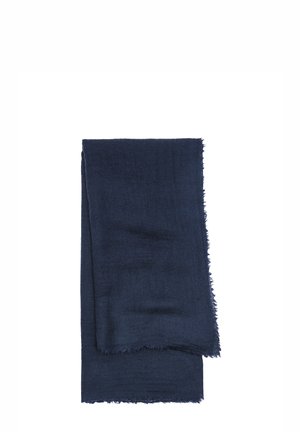 Granatowy szalik wykonany z miękkiego materiału, z teksturowanym wykończeniem i postrzępionymi krawędziami. Prostokątny kształt, lekki i wszechstronny design.