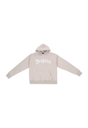 Hoodie gris clair en tissu doux. Il dispose d'une poche frontale, d'un ourlet et de poignets côtelés, avec "Dropsize" imprimé en blanc sur la poitrine.