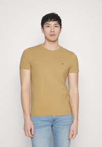 Tommy Hilfiger - STRETCH SLIM FIT TEE - Basic T-shirt - beige Thumbnail Image 1
