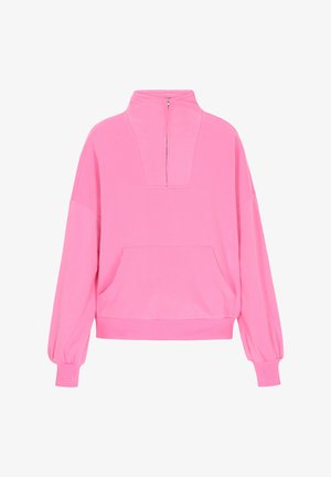 Rózsaszín pulóver magas gallérral és fél cipzárral, esés vállakkal, hosszú ujjakkal és elülső kenguruzsebbel. Sima textúra.