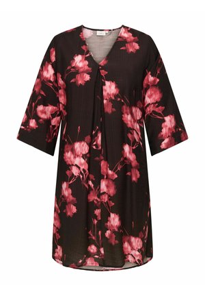 Sort tunika kjole med V-hals og korte ærmer, prydet med pink blomster mønstre på et struktureret stof.