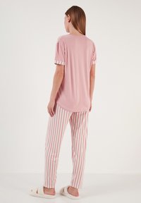 LELA SOFT TOUCH - Pidžamas komplekts - powder pink