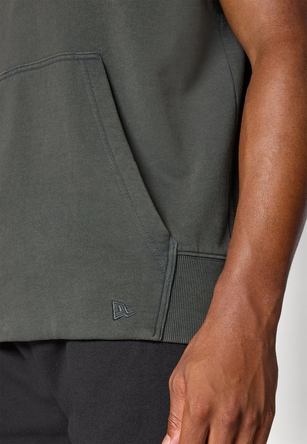 NBA CHICAGO BULLS WASHED SLEEVELESS HOODIE - Club wear4