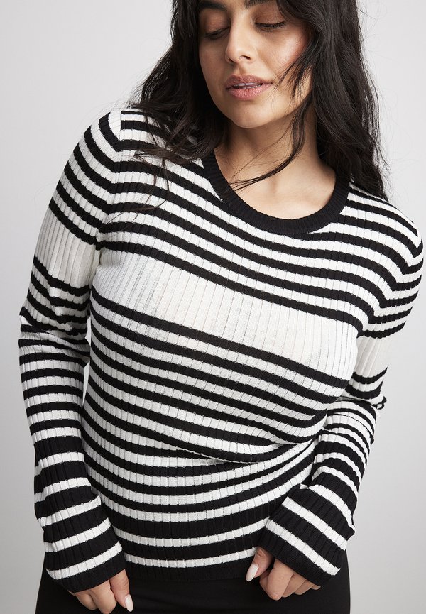 GESTREIFTER - Strickpullover