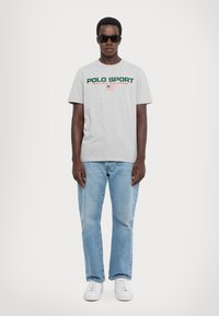 Polo Ralph Lauren SHORT SLEEVE - Marškinėliai su spaudiniu - andover heather