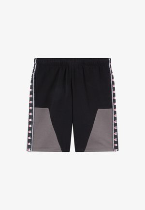 Pantalones cortos deportivos en negro y gris con una tela texturizada, cintura elástica y detalles de logotipos a lo largo de los lados en un patrón repetitivo.