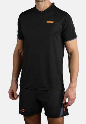 BRAVERY POLO - Sport T-Shirt - black orange