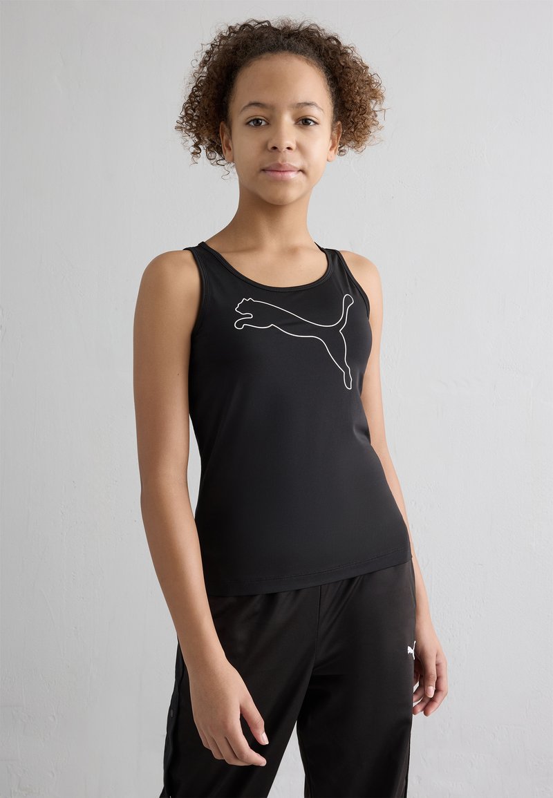 Camisola preta sem mangas com o logótipo branco da Puma, feita de um tecido suave com um design ajustado, combinada com calças pretas.