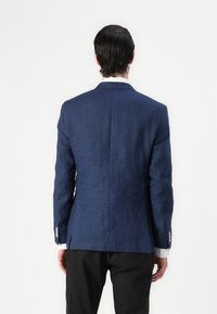 Thumbnail Image 4