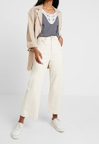 Vero Moda T-shirt med print - dark blue