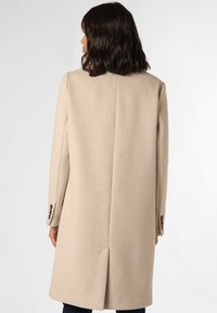 s.Oliver Klassischer Mantel - beige