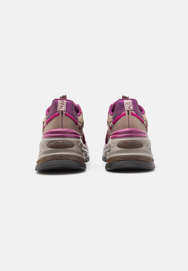 TRIPLET HOLLOW VNTG - Trainers2