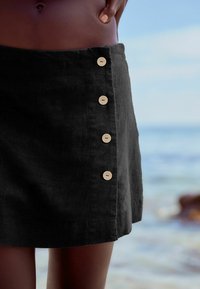 Next REGULAR FIT - Shortsit - black