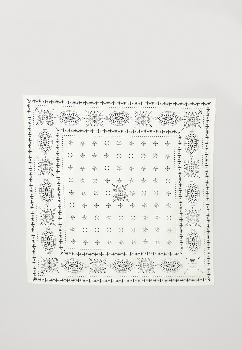Balts kokvilnas bandana ar ziliem drukātiem rakstiem, tostarp punktiem un lapu formām, ietverta dekoratīvās apmalēs. Kvadrātveida forma.