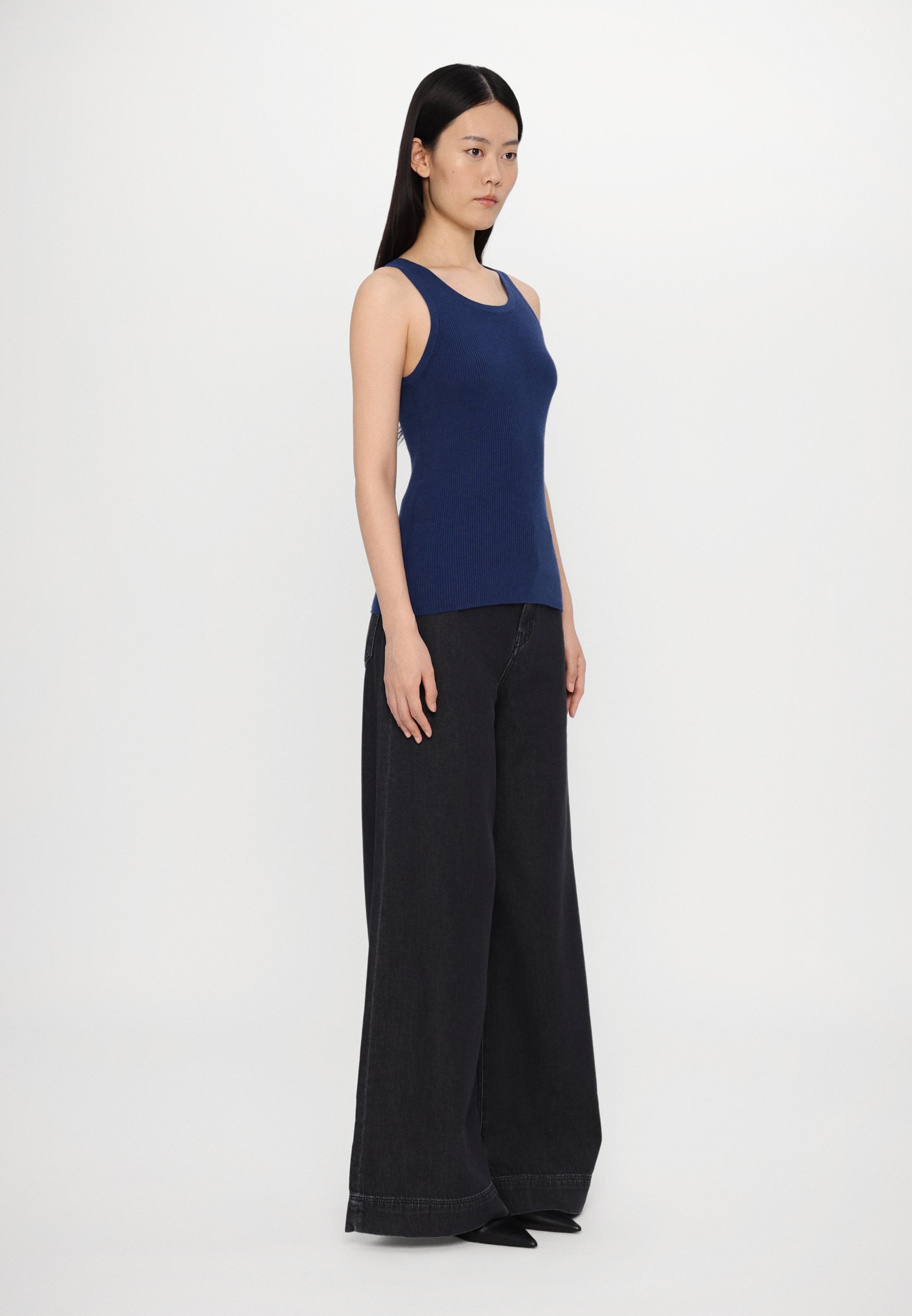 売れ筋商品|||タイガー オブ スウェーデン Tシャツ レディース トップス RAYER - Top - deep blue Tiger of Sweden RAYER - Top - deep blue/blu scuro - Zalando.it