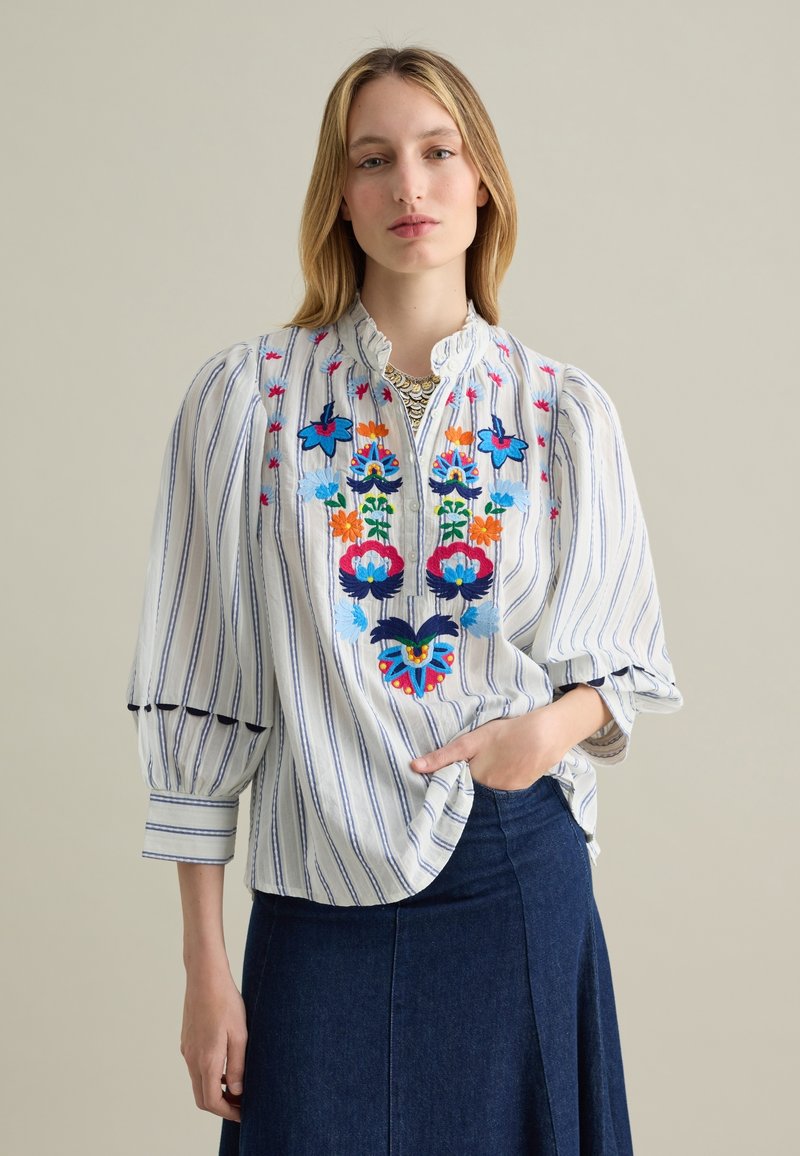 PIOMBO - STRIPED WITH FLORAL EMBROIDERY - Blouse - white blue, Enlarge