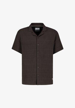 Dunkelbraunes kurzärmeliges Hemd mit Knopfleiste, strukturiertem Stoff und Camp-Kragen, auf weißem Hintergrund dargestellt.