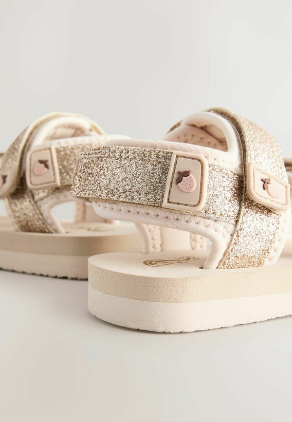 REGULAR FIT – TREKKER  – Lauflernschuh – gold metallic