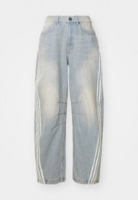 Unselected, light denim