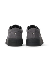 KARL LAGERFELD SNEAKER FLINT - Tenisice - dark grey