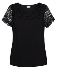 Černé tričko s hladkým látkovým tělem a složitými krátkými rukávy z černé krajky, což vytváří kontrast v textuře a detailech.