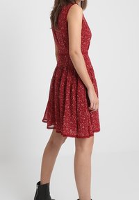 AllSaints Denní šaty - red