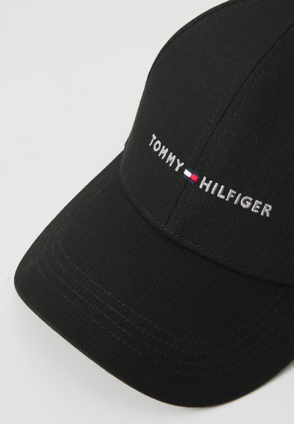 FOUNDATION 6 PANEL - Cap3