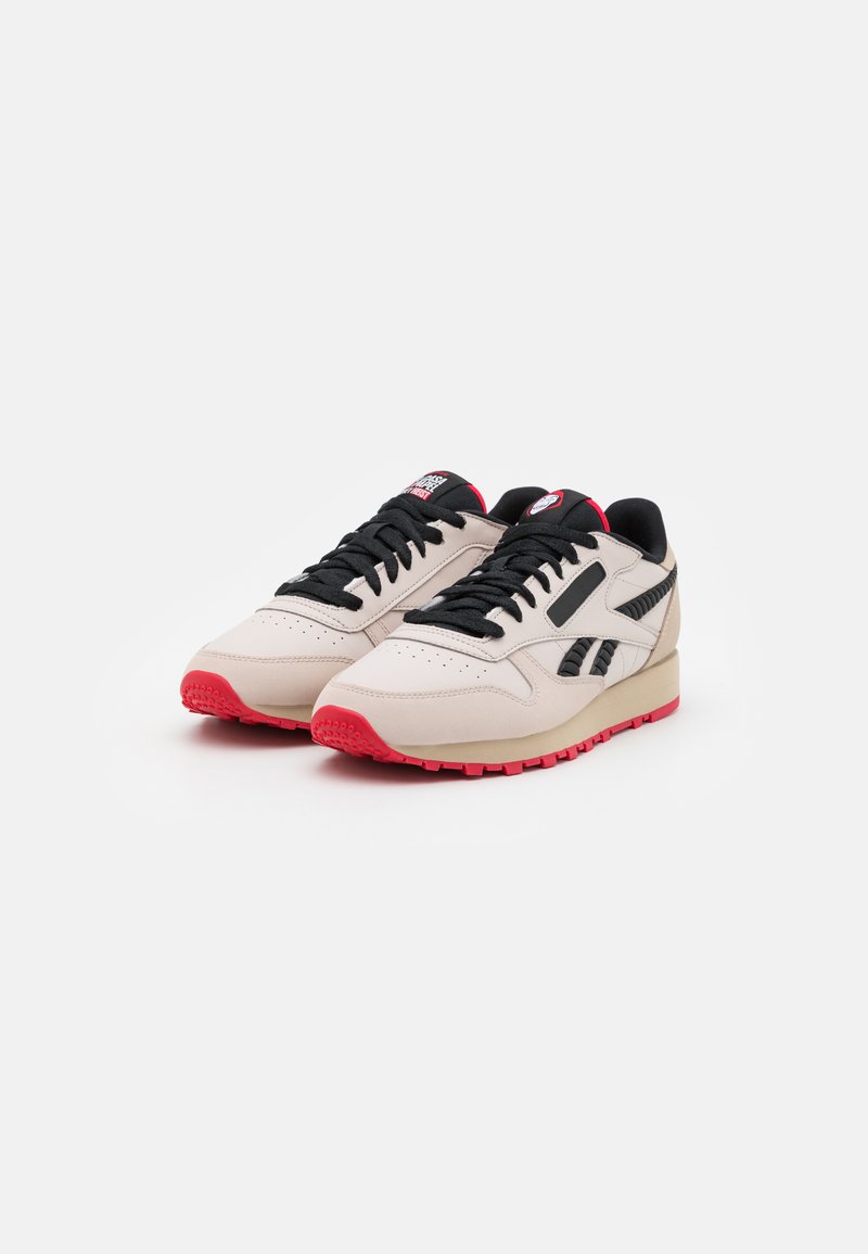 Reebok Classic REEBOK CLASSIC CASA DE PAPEL CLASSIC LEATHER UNISEX - Zapatillas - moon white/pebble/vector red/crema - Zalando.es