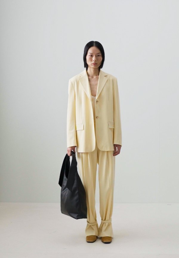 SAREMI - Blazer - flan4