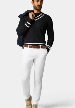 COMFORT - Chino - white