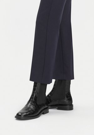 Klasični gležnjarji - black