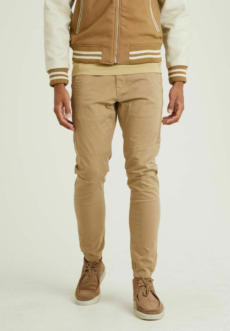 CHASIN’ Broek beige CHASIN’ Broek beige