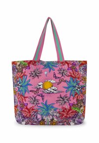 Stoffen tas met een levendige roze achtergrond. Bevat kleurrijke tropische patronen, een zongraphic en gestreepte handvatten in roze en groen.