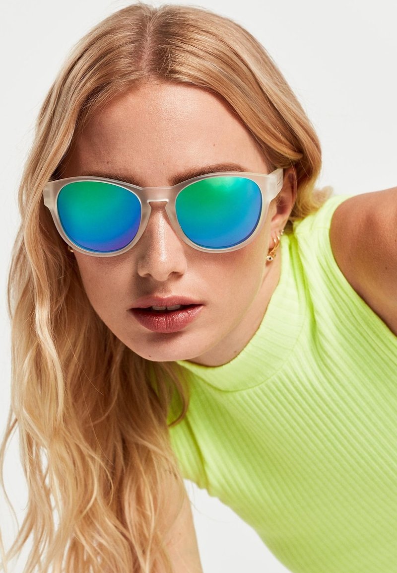 Hawkers NEIVE - Ochelari de soare - transparent
