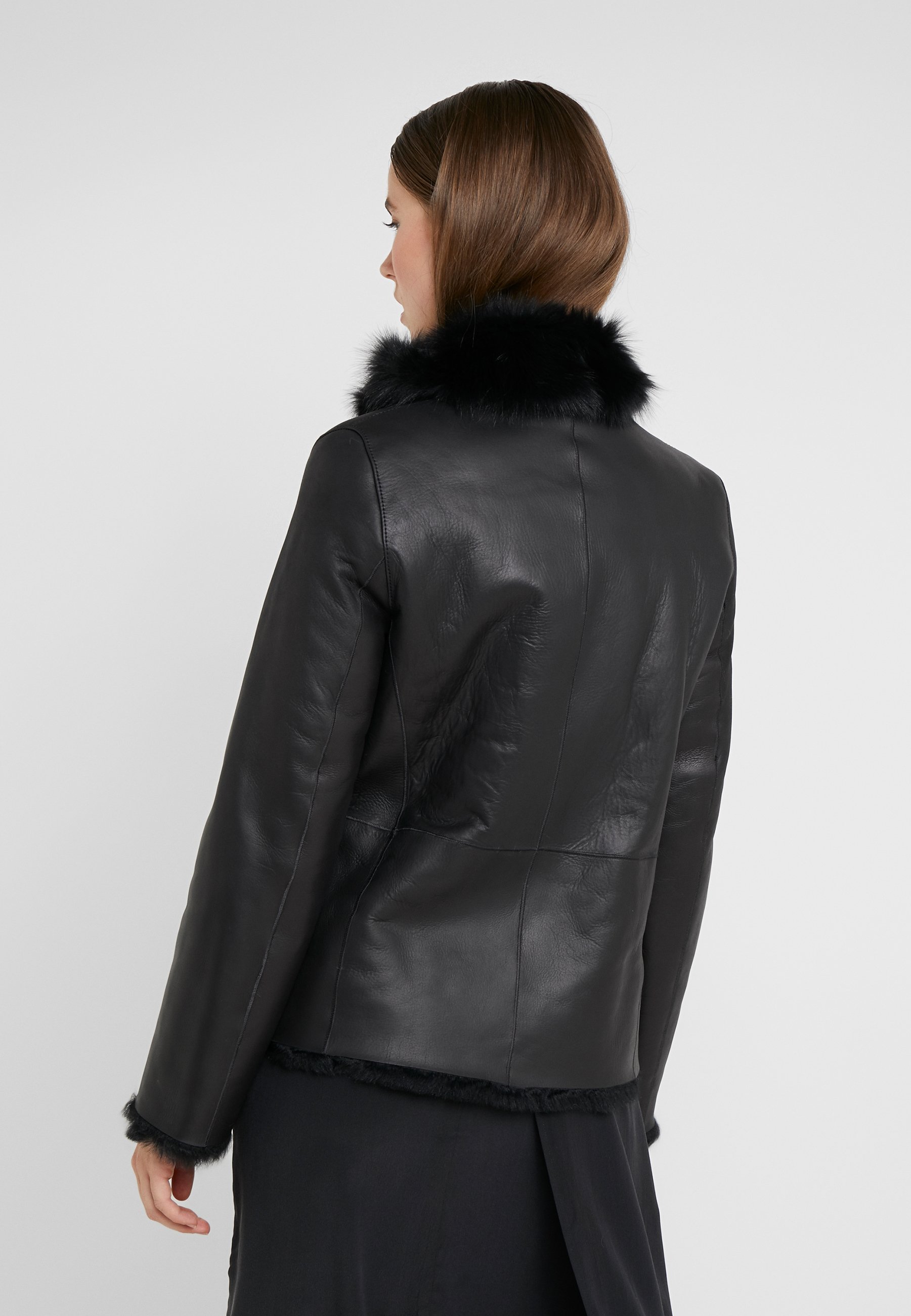 intuition paris leather jacket