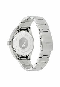 Montre en acier inoxydable avec bracelet métallique, boîtier rond et dos blanc gravé avec le logo de la marque. Étanche jusqu'à 100 mètres.