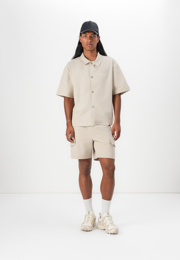 VALORIA UNISEX - Button-down blouse - taupe2