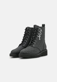 MICHAEL Michael Kors Botines con plataforma - black