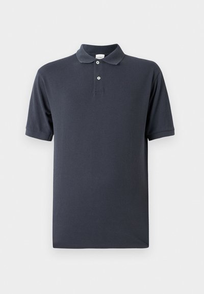 Tume meresinine polo särk, mis on valmistatud puuvillast, klassikalise krae, kahe nööbi ja lühikeste varrukatega. Õrn logo vasakul rinnal.
