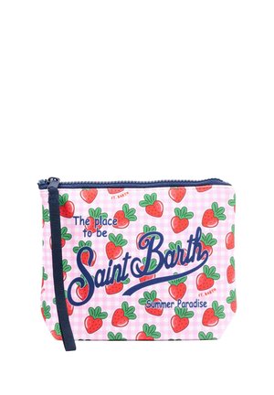 Borsetta rosa con motivo a fragole, cerniera e cinturino blu navy; testo che recita "Il posto dove stare Saint Barth Summer Paradise."