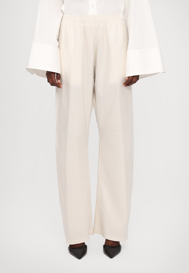 MM6 Maison Margiela - PANTS - Bukser - white/beige, Forstør