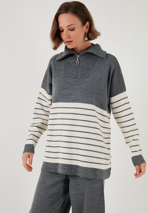 Jumper - dark grey