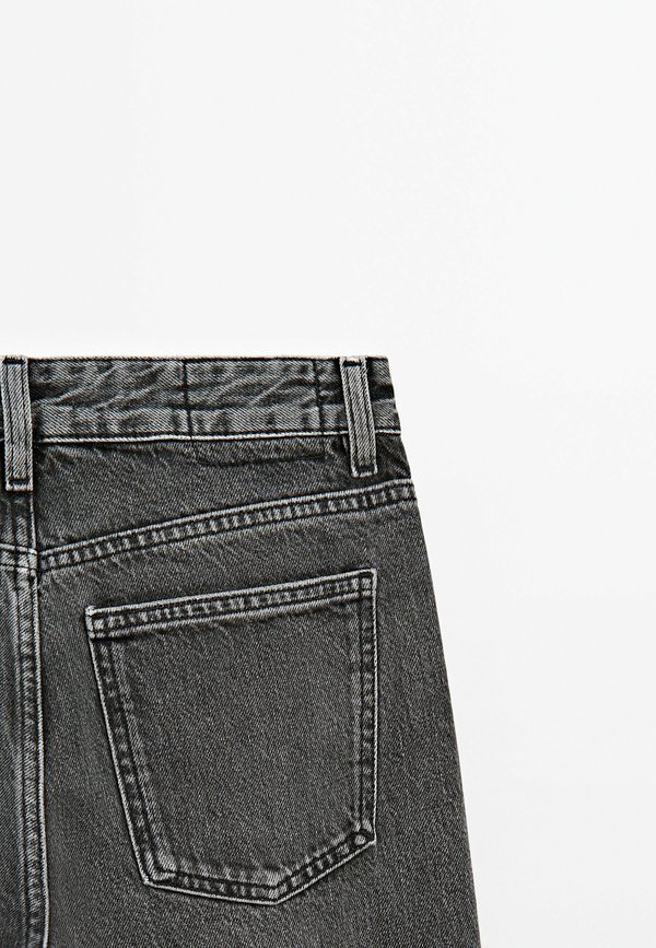 MID-WAIST WIDE-LEG - Flared Jeans3