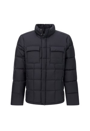 Czarna pikowana kurtka puchowa z wysokim kołnierzem, zamkiem błyskawicznym z przodu, dwoma kieszeniami na klatce piersiowej z klapą oraz dwiema kieszeniami bocznymi na zamek, zaprojektowana z myślą o zimnej pogodzie.